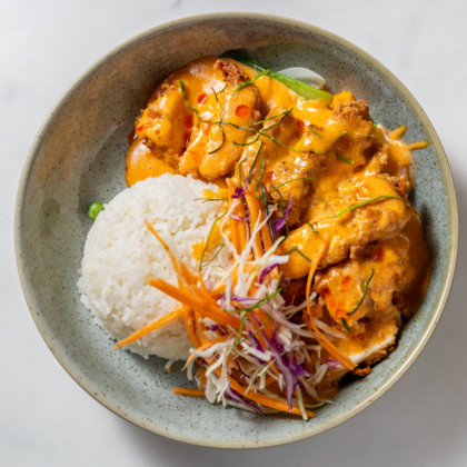 CRUNCHY CHICKEN WITH CURRY SAUCE